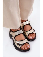 Dámské kožené sandály se suchým zipem model 21696030 zlaté - Artiker