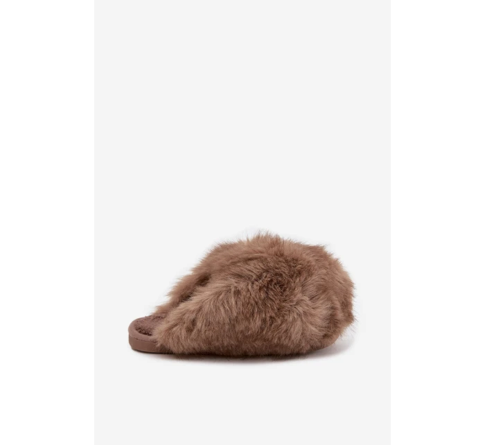 Dámské kožené papuče hnědé model 21709089 - Boto