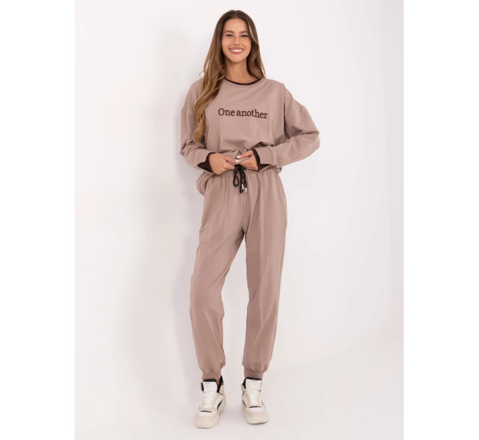 Súprava RV KMPL A883.68 tmavá lila