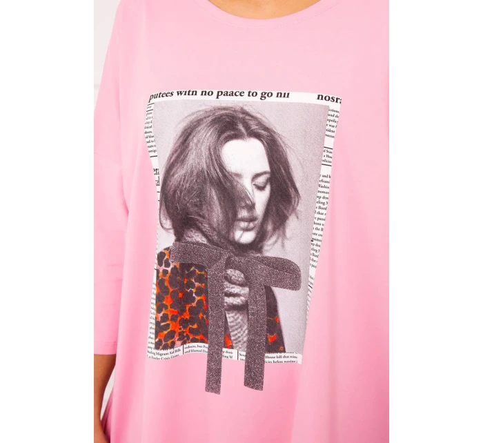 Šaty s potiskem a rozšířeným spodním dílem světle růžové Šaty s potiskem a rozšířeným spodním dílem světle růžové