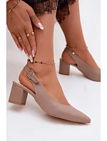 Dámské sandály s na podpatku Taupe model 22221087 - Zazoo Dámské sandály s na podpatku Taupe model 22221087 - Zazoo