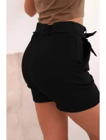 Dámske šortky s mašľou a volánikmi čierne