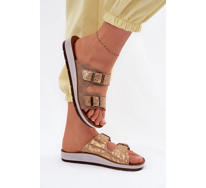 Dámské pantofle Béžové s přezkami model 22094896 - Inblu