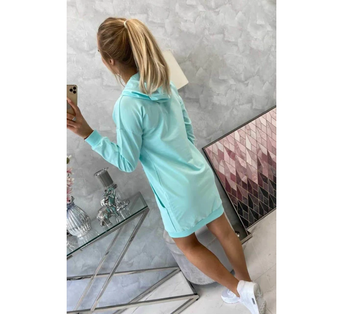 Šaty s kapucí v mátové barvě Šaty s kapucí v mátové barvě