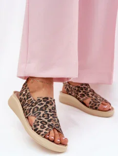 Sandále model 212115 Krok vo veľkom štýle