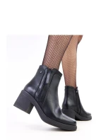 Topánky na podpätku model 218812 Solea Topánky na podpätku model 218812 Solea