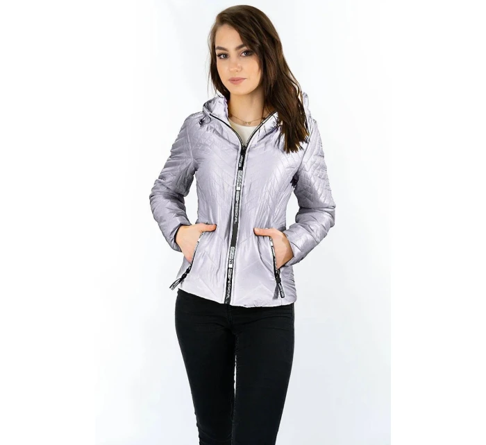 Krátka šedá prešívaná dámska bunda s kapucňou (B9566)