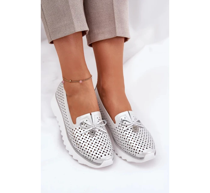 Dámske topánky z prírodnej kože - strieborné