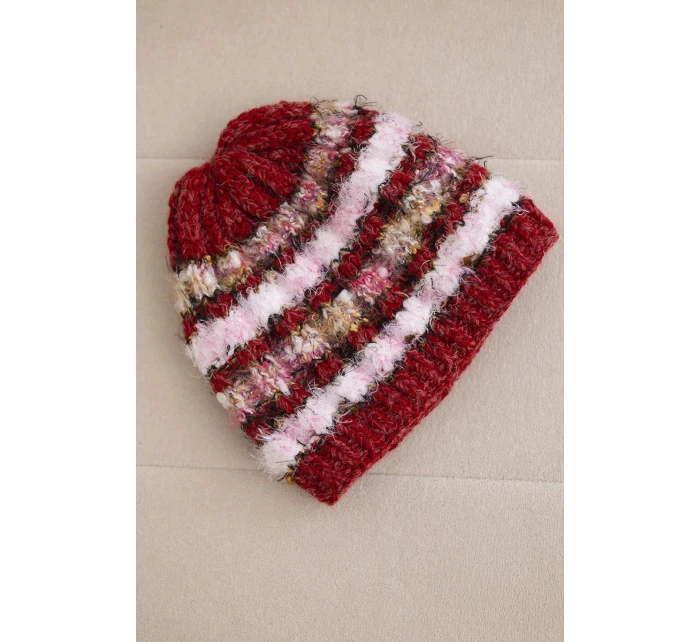 Dámska zimná čiapka s farebnou priadzou a elastickou šnúrkou K352 bordová