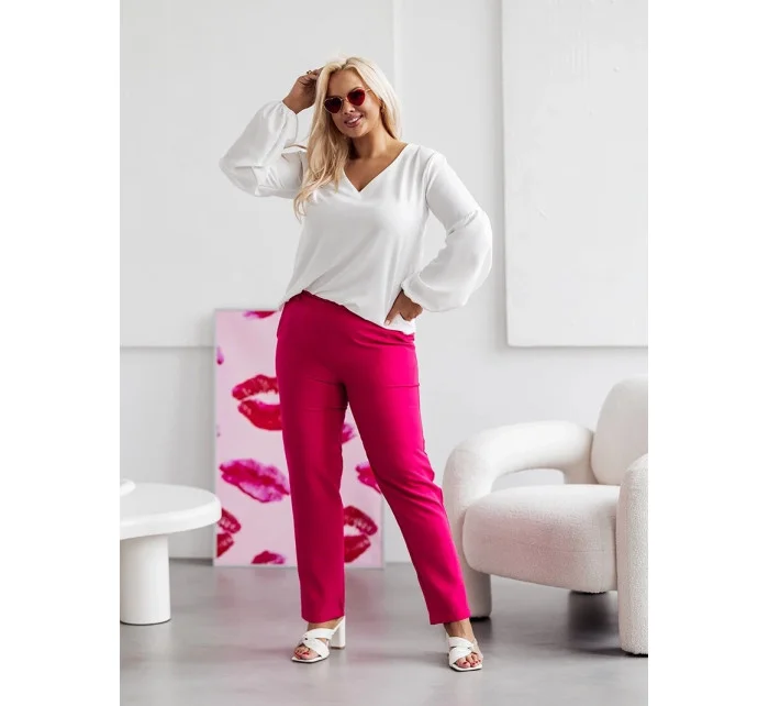 Elegantné dámske nohavice nadmernej veľkosti v malinovej farbe (728)