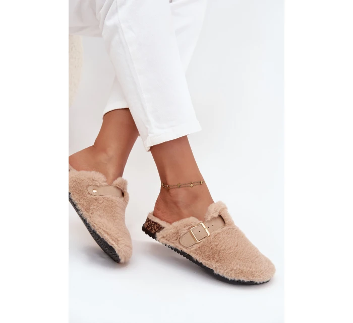Futrzane Klapki Damskie Na Platformie Z Paskiem I Klamrą Beżowe Noraline