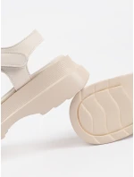 Pohodlné hnedé dámske sandále na platforme