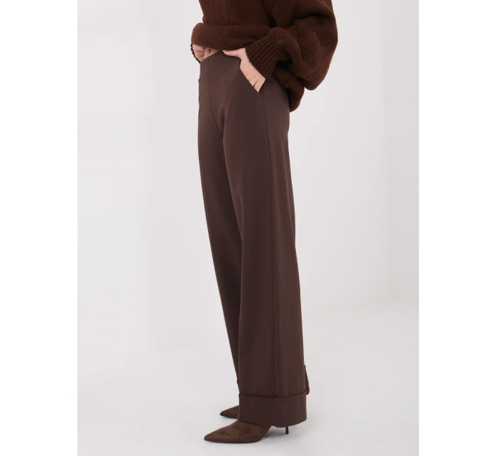 Spodnie IT SP model 21782407 ciemny brązowy - FPrice