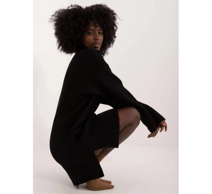 Čierne látkové šaty s rolákom (0547) Čierne látkové šaty s rolákom (0547)