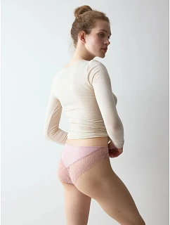 Pretty Modal Tai – Sophia – TRIUMPH Sophia – TRIUMPH