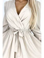 339-4 BINDY Dámske šaty s výstrihom a opaskom - BEACH 339-4 BINDY Dámske šaty s výstrihom a opaskom - BEACH