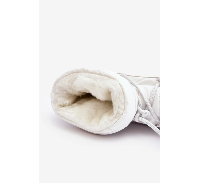 Dámské sněhule na platformě s vázáním bílé model 21641618 - Boto Dámské sněhule na platformě s vázáním bílé model 21641618 - Boto