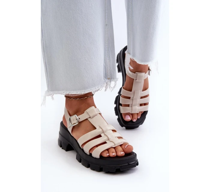 Sandále model 198044 Krok vo veľkom štýle