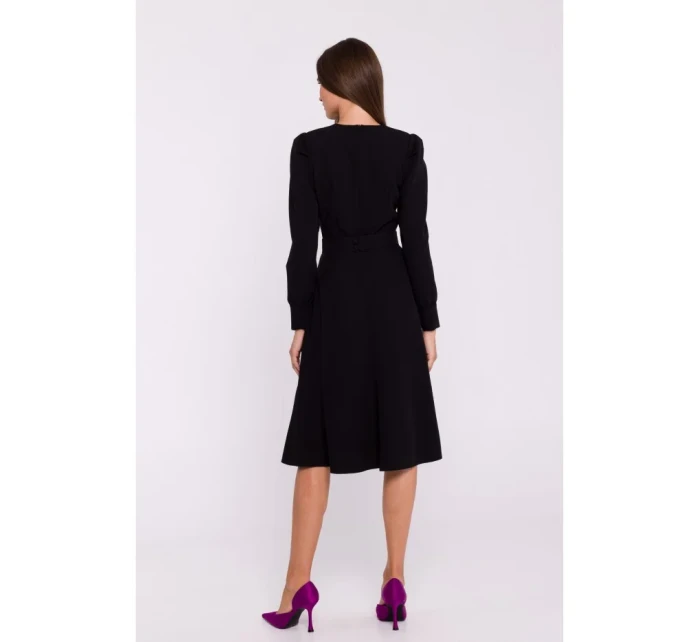 model 20503140 Rozšířené šaty s páskem černé - STYLOVE model 20503140 Rozšířené šaty s páskem černé - STYLOVE