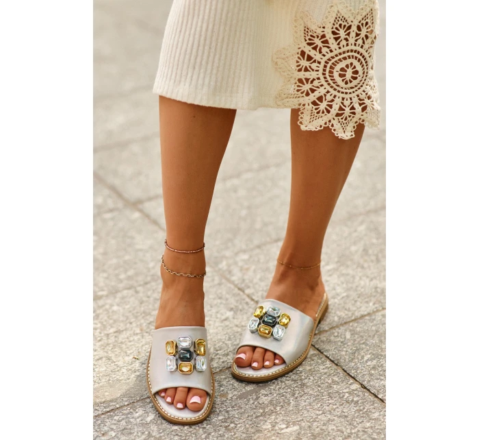 Dámské Sandály S Ozdobami model 21665122 Béžové - S.Barski