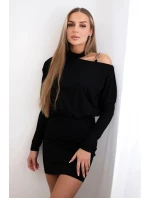 Šaty so zdobením na ramenách čiernej Šaty so zdobením na ramenách čiernej