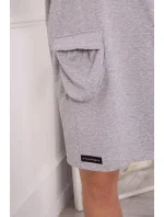 Šedé šaty s kapucí Šedé šaty s kapucí