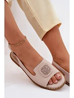 Kožené dámské sandály na ploché podrážce s ozdobou model 22133791 Nude - S.Barski