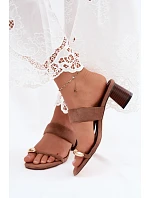 Klapky na podpatku model 228978 Step in style Klapky na podpatku model 228978 Step in style