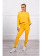 Souprava s oversize halenkou hořčicové barvy