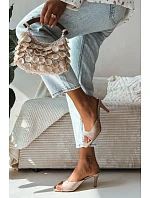 Žabky na podpätku model 226526 Krok vo veľkom štýle