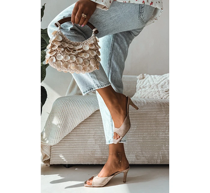 Žabky na podpätku model 226526 Krok vo veľkom štýle