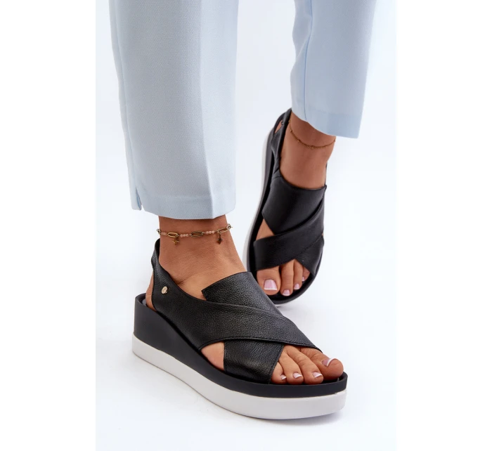 Kožené sandály na černé model 21659210 - Zazoo