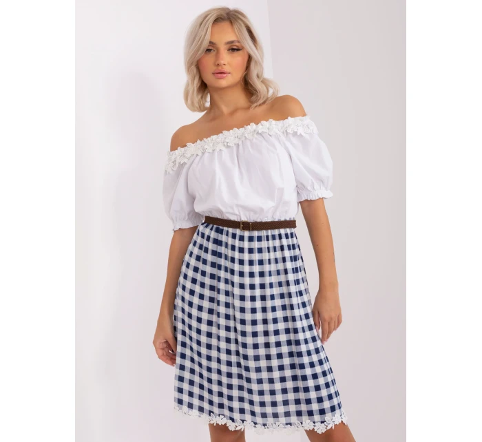 Sukienka LK SK model 20301460 biało granatowy - FPrice