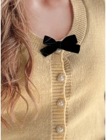 Dámský krátký svetr s mašlí béžový Dstreet model 21988253 - FashionStreet