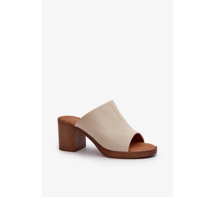 Elegantné ľahké dámske papuče na vysokom podpätku, béžová Varnila