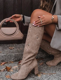 Dámske zateplené čižmy na podpätku s ozdobnými detailmi Lucinda - béžové