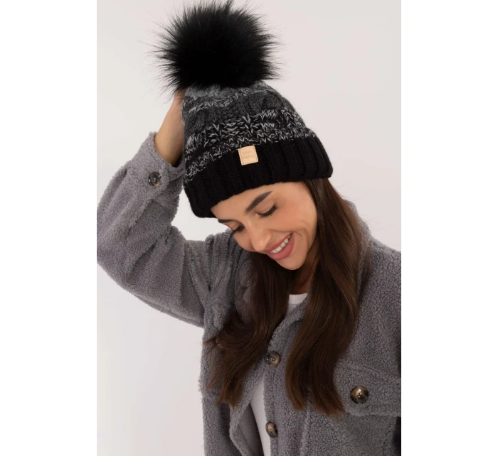 Cap model 201413 Rue Paris