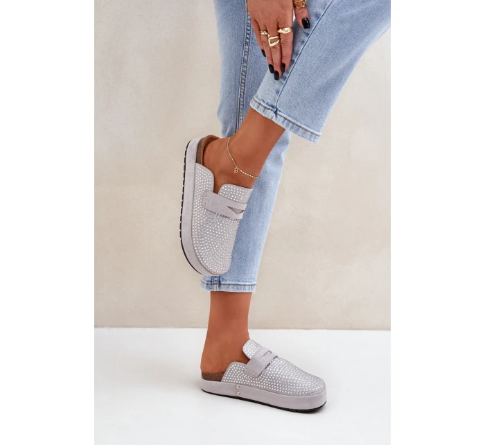 Dámské Pantofle Zdobené Na Platformě Šedé model 21683246 - Boto