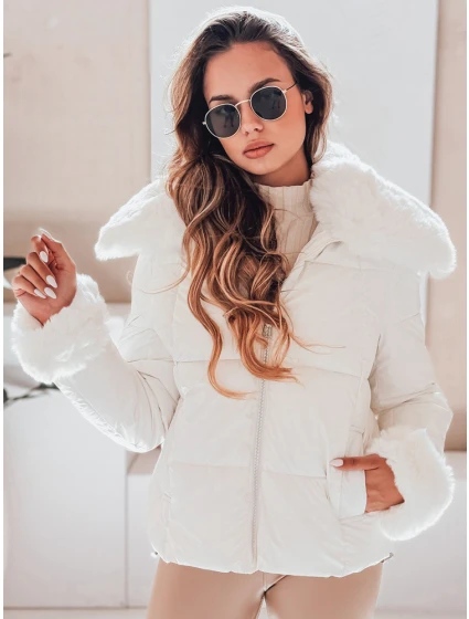 Dámská prošívaná krátká bunda s kožešinou bílá Dstreet model 21991222 - FashionStreet