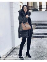 PIKOWANA DAMSKA KURTKA ZIMOWA Z KAPTUREM model 21242054 - Libland