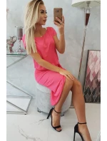 Asymetrické fuchsiové šaty