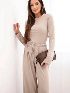 Dámsky viskózový komplet s blúzkou a širokými nohavicami béžovej farby