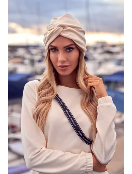 model 18003370 - Moe