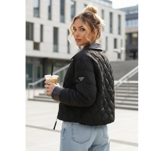 Kurtka przejściowa damska pikowana czarna model 22025111 - FashionStreet