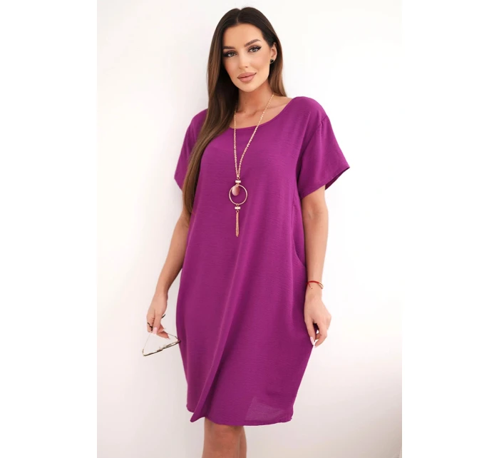 Šaty s vreckami a príveskom tmavo fialové Šaty s vreckami a príveskom tmavo fialové