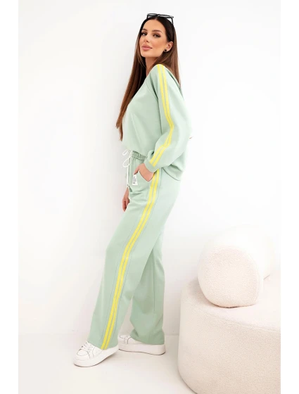 Dámská tepláková souprava model 22111789 s lampasy a volnou mikinou tmavě mátová - K-Fashion Dámská tepláková souprava model 22111789 s lampasy a volnou mikinou tmavě mátová - K-Fashion