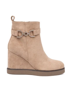 Luxusné hnedé členkové topánky pre ženy na klin