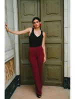 Kalhoty s  bordó model 21319171 - STYLOVE