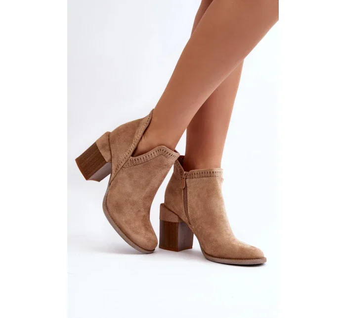 Dámske členkové topánky na podpätku A5729 / 192675 Beige - Bella Paris Dámske členkové topánky na podpätku A5729 / 192675 Beige - Bella Paris