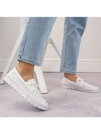 Dámske mokasíny 7872 WH White - VINCEZA Dámske mokasíny 7872 WH White - VINCEZA